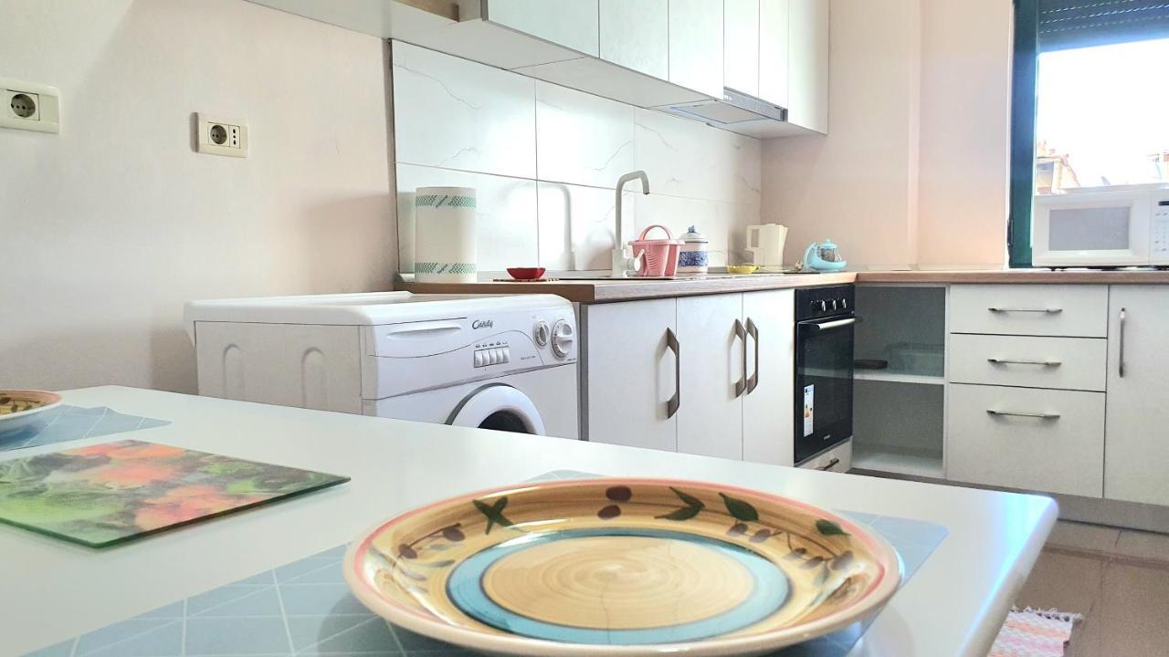 Star Apartment Тирана Екстериор снимка